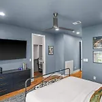 Holiday home Great Location Near Gulch 12 South & Broadway Nashville