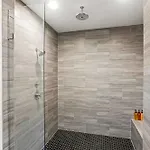 Great Location Near Gulch 12 South & Broadway *