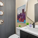 Luxury Gated Duo Sleeps 24 Karaoke & Rooftop