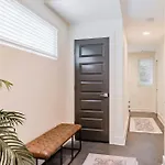 Rooftop Views & Patio Lounge Near Downtown Holiday home Nashville