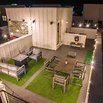 Outlaw-rooftop Patio & Game Room-mins To Broadway *