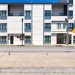 Conway Buyout - 3 Units By Avantstay *