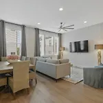 Holiday home Music Mansion! 2mi To Broadway, 12 Beds Nashville