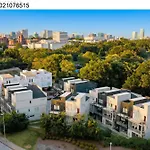 Rooftop Views & Patio Lounge Near Downtown Holiday home Nashville