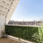 The Brightside Retreat - East Nash Balcony Views Nashville