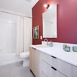 Hyve-anthem-private Balconies-walk To Broadway