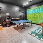 Holiday home Private Pool Game Compound Minutes To Broadway *