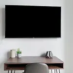 Landing Spectacular 2Bd Yoga Studio Gym