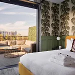 Apartment Sobro With Patio Views Rooftop + Gym Walk To Broadway Stylish Unit Community Amenities Paid Garage Parking 24 7 Hospitality