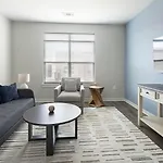 Landing Amazing 1Bd Pool Gym