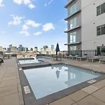 1Br Retreat Near Ryman With Gym Access