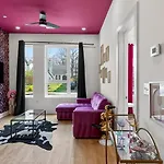 Cosmic Cowgirl By Avantstay Pink Western-Themed Condo Rooftop Lounge Near Downtown Nashville