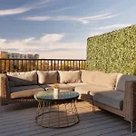 Sobro With Patio Views Rooftop + Gym Walk To Broadway Stylish Unit Community Amenities Paid Garage Parking 24 7 Hospitality *