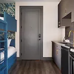 Sobro With Patio Views Rooftop + Gym Walk To Broadway Stylish Unit Community Amenities Paid Garage Parking 24 7 Hospitality *