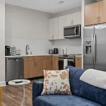 1br Retreat Near Ryman With Gym Access Apartment