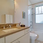 Apartment 1 Mi To Centennial Park, Couple's West End Retreat Nashville
