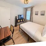 East 2br King Bed Retreat Apartment Nashville