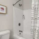 Stylish 1br With Pool & Gym In The Gulch Apartment *