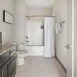 Apartment Landing Spectacular 1bd Gym Clubhouse