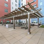 1br Retreat Near Ryman With Gym Access Apartment
