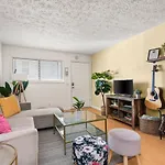 Country Legends On Music Row, Slps 27, Bachlorette Apartment