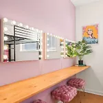 Country Legends On Music Row, Slps 27, Bachlorette Apartment *