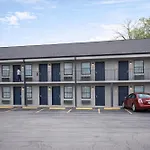 Quarters & Hotel