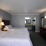 Quarters & Hotel 3*