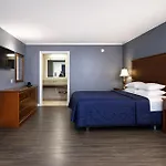Hotel Quarters & Nashville