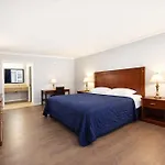 Quarters & 3* Nashville