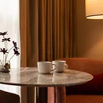 Hutton Hotel