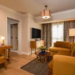 Hutton Hotel