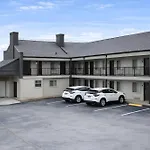 Quarters Inn & Suites