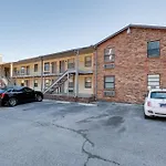 1 Mi To Dtwn: Pet-Friendly Apt In Nashville