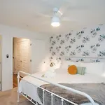 Vacation Haven Hot Tub Fire Pit Grill & Arcade *