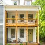Vacation Haven Hot Tub Fire Pit Grill & Arcade Holiday home Nashville