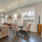 Cultured Coach - Music Row - Mins To Downtown Holiday home