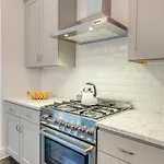 Cultured Coach - Music Row - Mins To Downtown Holiday home *