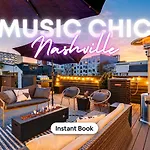 Holiday home Nash Chic Near Dt Rooftop Luxe Comfort *