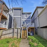 New 7 Mins To Broadway Sleeps 8 Holiday home