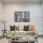 Holiday home Lofts At 30th-urban Nest-4 Mins To Midtown *