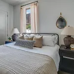 Lofts At 30th-urban Nest-4 Mins To Midtown Holiday home *