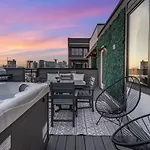Luxe-cowboy Country-patio Hot Tub-downtown Living Holiday home Nashville