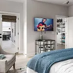 Holiday home Edgehill Duo - 2 Townhomes - Mins Vanderbilt