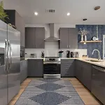 Parthenon Park-odyssey-heart Of Midtown Holiday home