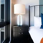 Penthouse Blues-odyssey-pool & Gym-mins 2 Broadway Holiday home Nashville