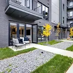 Jupiter - Odyssey - Heart Of Midtown Holiday home