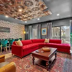 Holiday home Hyve - Prohibition Parlor - Walk To Broadway
