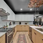 Holiday home Hyve - Prohibition Parlor - Walk To Broadway