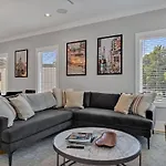 Holiday home Tenor - Private Rooftop - 8 Mins To Broadway *